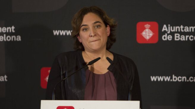 La alcaldesa de Barcelona, Ada Colau, este miércoles en el Ayuntamiento de Barcelona. La alcaldesa de Barcelona, Ada Colau, este miércoles en el Ayuntamiento de Barcelona.
