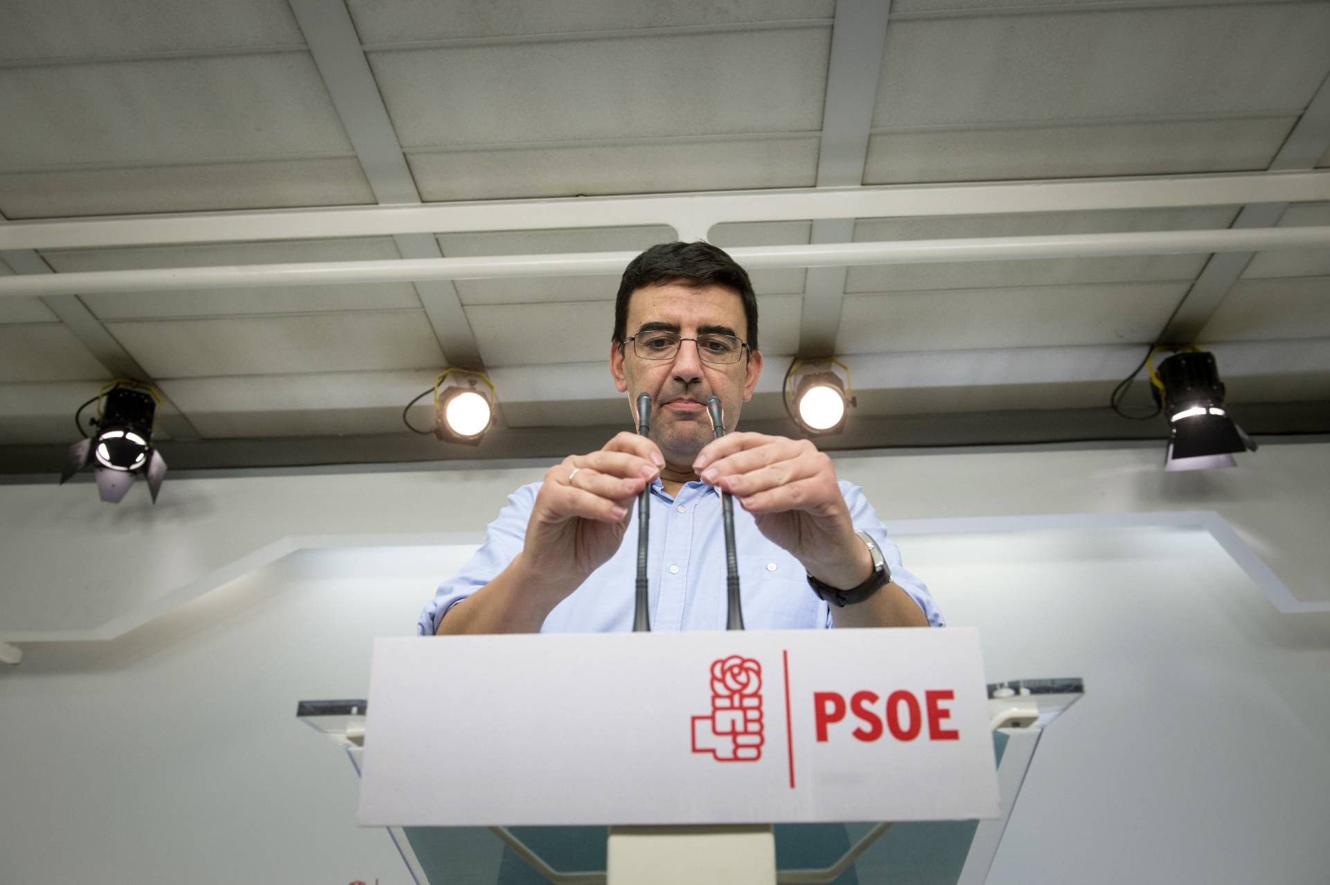 636150123468133137 El portavoz de la gestora socialista, Mario Jiménez.