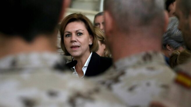 María Dolores de Cospedal en una reciente visita a las tropas en Sicilia. María Dolores de Cospedal en una reciente visita a las tropas en Sicilia.