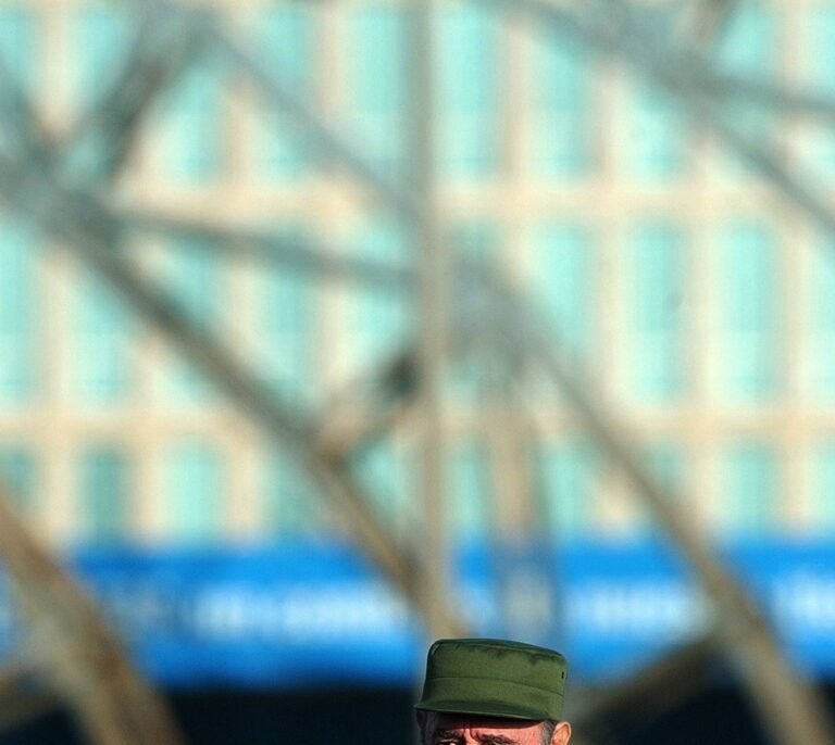 Fidel Castro, una vida en imágenes