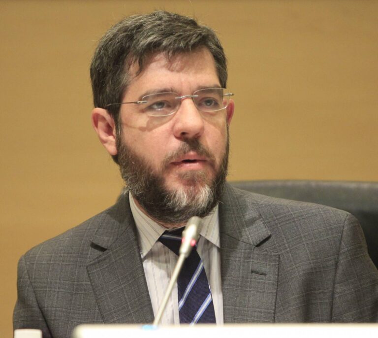 El Gobierno avisa de que Ley de Autónomos costará 1.000 millones y limitará el gasto de 2018