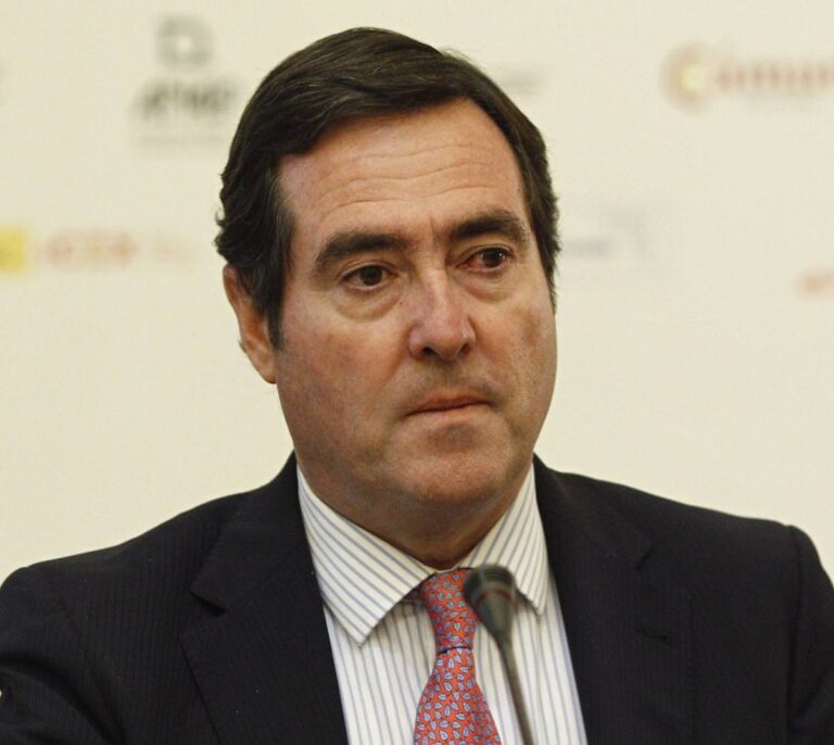 Garamendi: "Un salario mínimo de 14.000 euros puede influir en las contrataciones"
