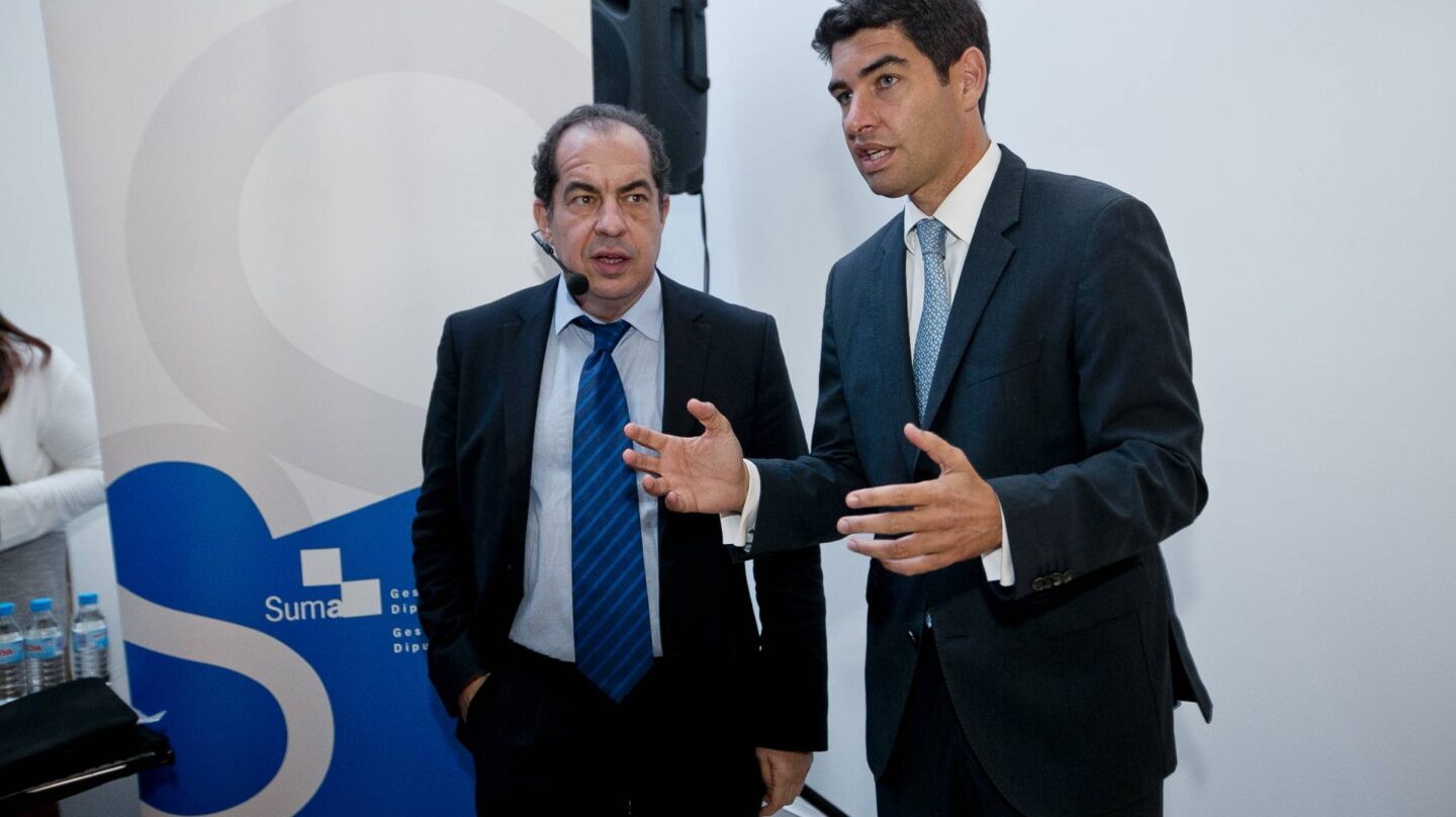 El experto en liderazgo Juan Carlos Cubeiro y el director general de SUMA, Manuel Bonilla.