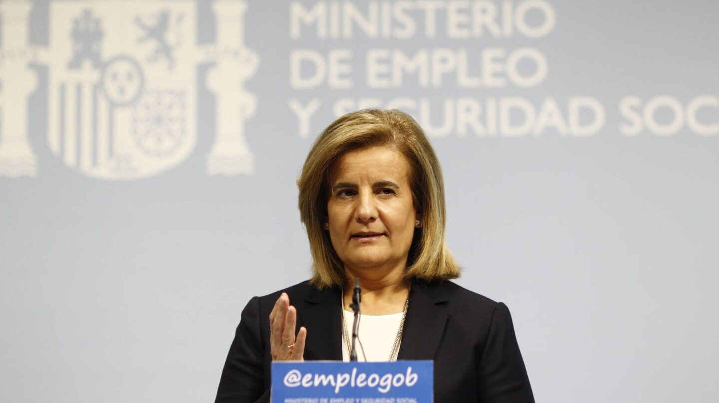 Fátima Báñez, ministra de Empleo cuando se concedieron las ayudas investigadas ahora por el Tribunal de Cuentas.