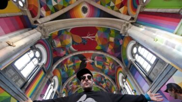 Okuda, de grafitero de barrio a artista global