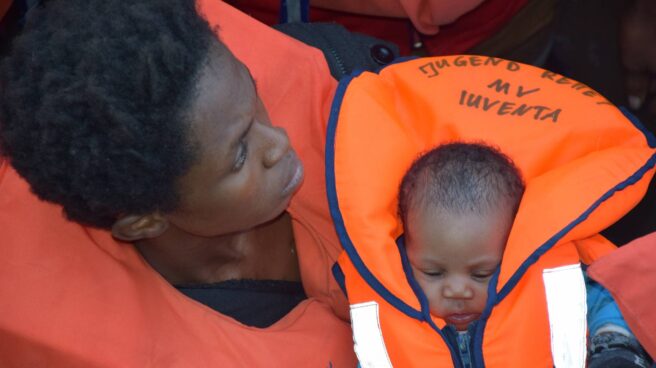 msf179306-high-res Valery, junto a su hija Treasure, con un mes de vida.