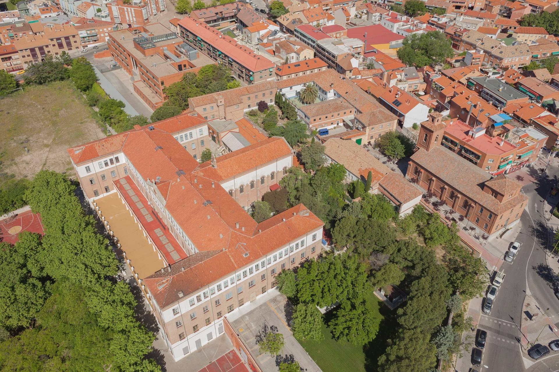 Vista aérea del recinto de la congregación de los Padres Paúles.