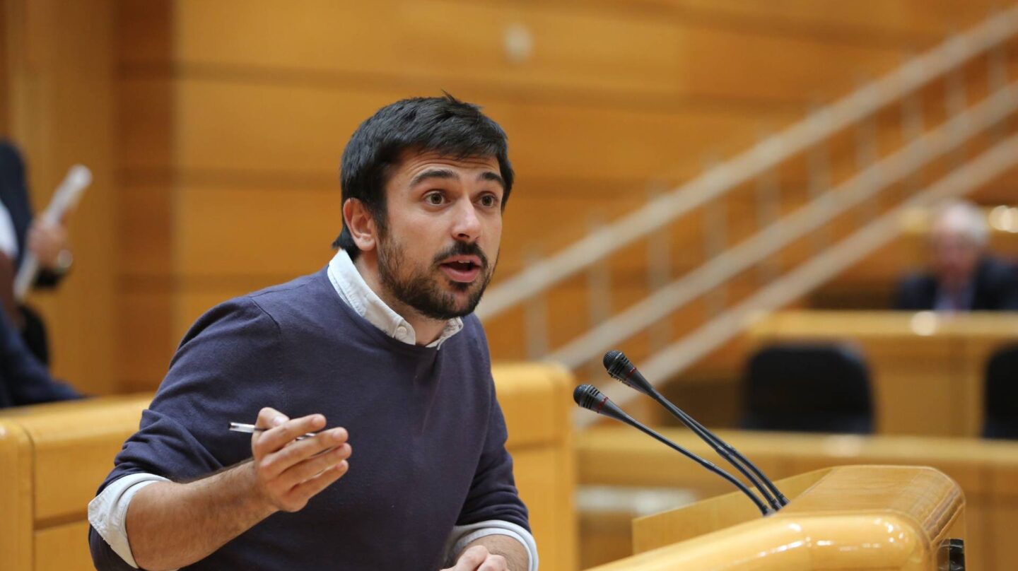 El secretario general de Podemos en Madrid, Ramón Espinar, durante una intervención en el Senado.