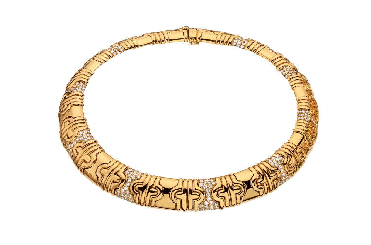 Collar 'Parentesi' de Bulgari (1982) en oro de 18 quilates y diamantes.