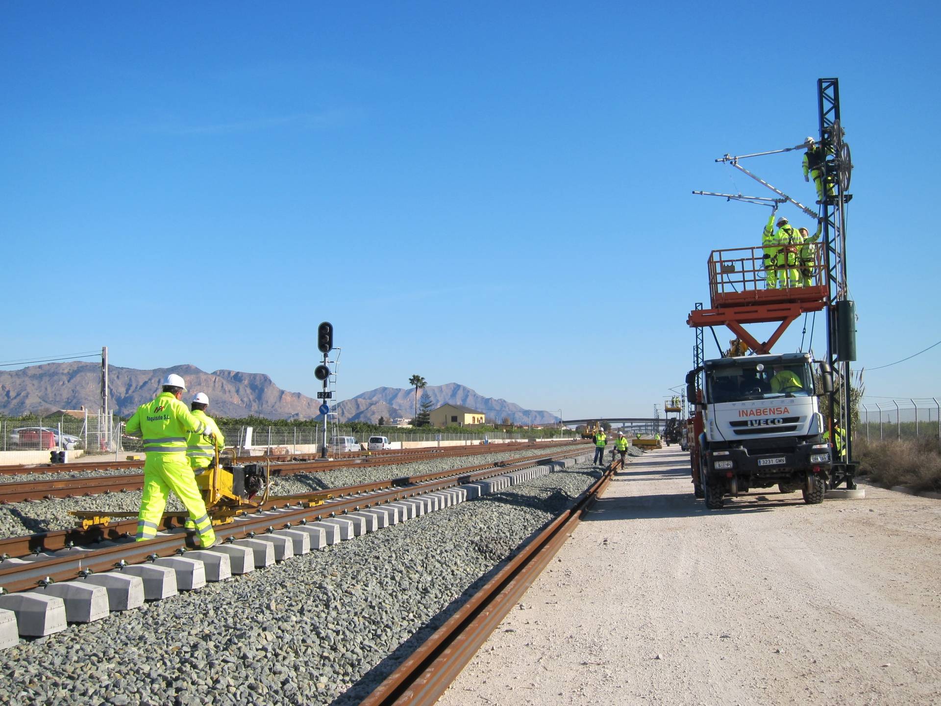 Obras del AVE, a su paso por la Región de Murcia.