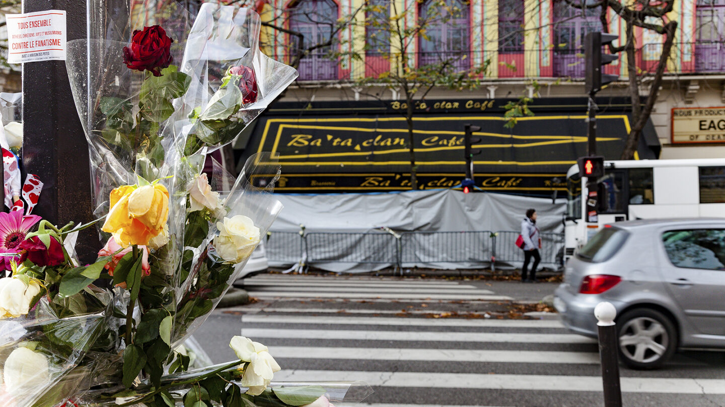 Fachada de la sala Bataclan, en París.