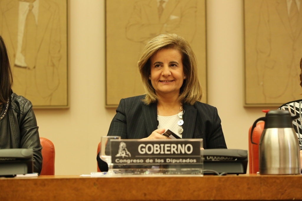 La ministra de Empleo, Fátima Báñez, durante su comparecencia ante la Comisión del Pacto de Toledo.
