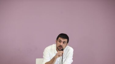 Espinar considera "ética" la compraventa de un piso protegido por la que ganó 20.000€