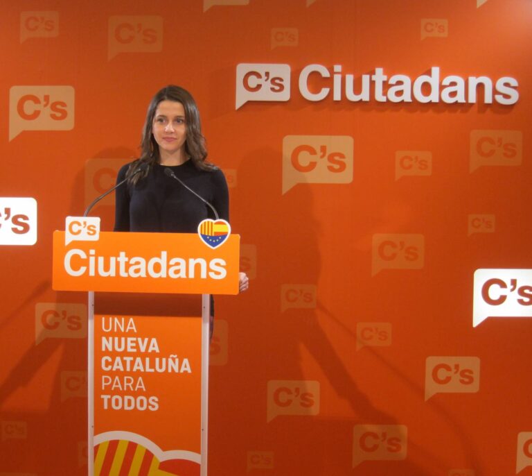 Arrimadas: "Diremos rotundamente no a negociar el término nación en Cataluña"