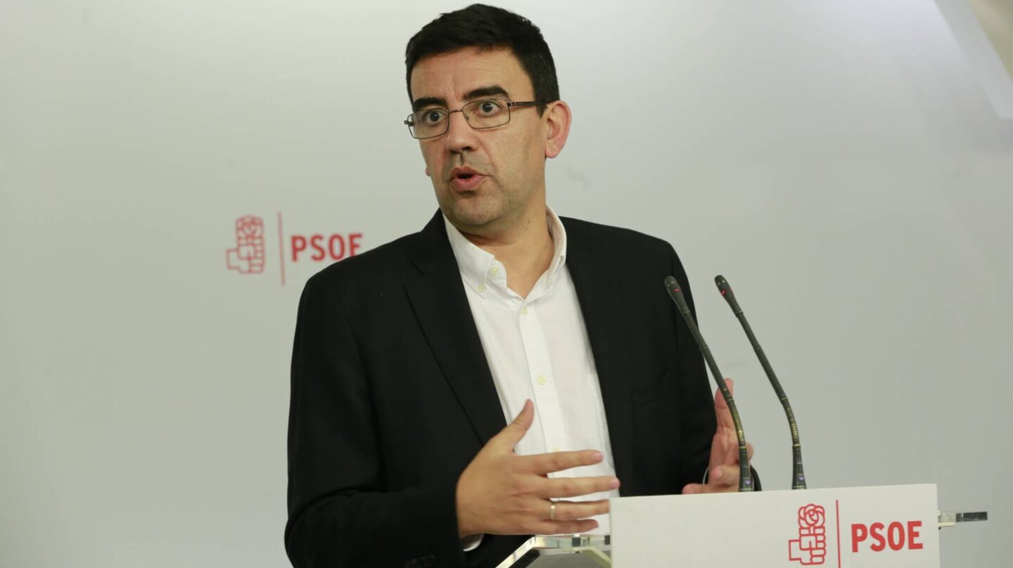 El portavoz de la gestora socialista, Mario Jiménez, este jueves en Ferraz.