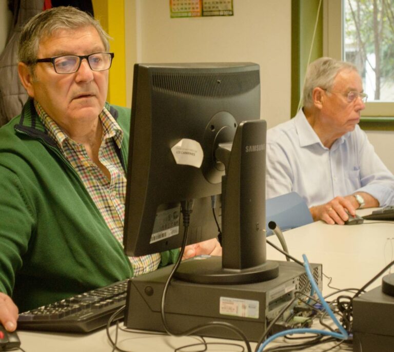 Vía libre al subsidio para mayores de 52 años, pese al 'no' del PP