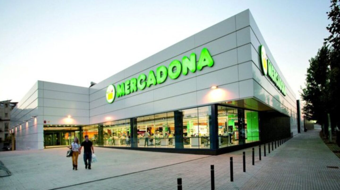 Exterior de un supermercado de Mercadona