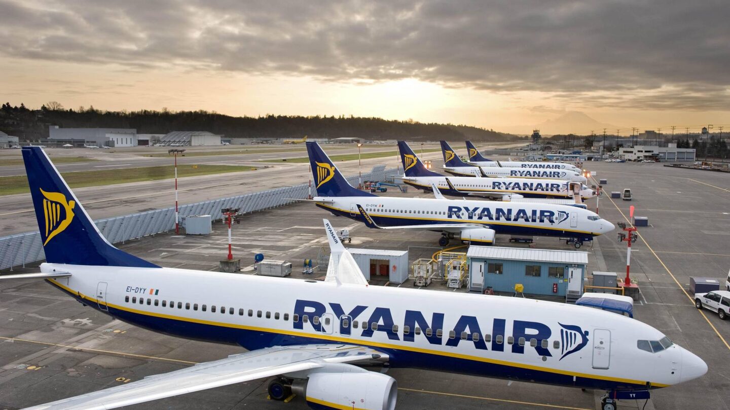 Aviones de la aerolínea de bajo coste Ryanair.