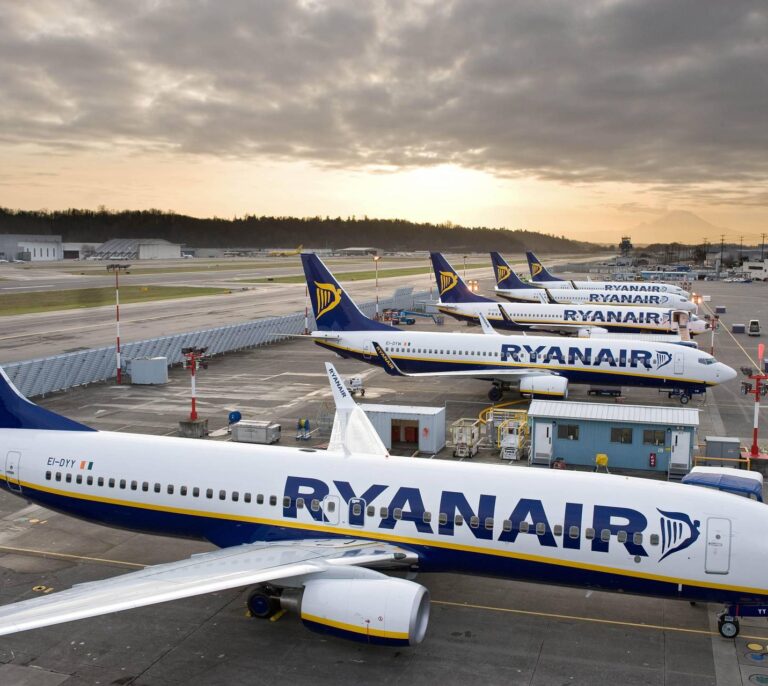 Los pilotos de Ryanair no harán huelga en Navidad tras el giro negociador de la ‘low cost’
