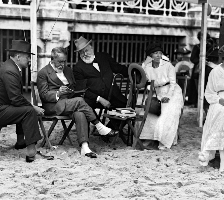 Intriga, amor, historia y feminismo: las diez novelas para disfrutar en verano