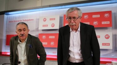 CCOO y UGT proponen a CEOE subidas salariales entre el 1,8% y el 3% para 2017