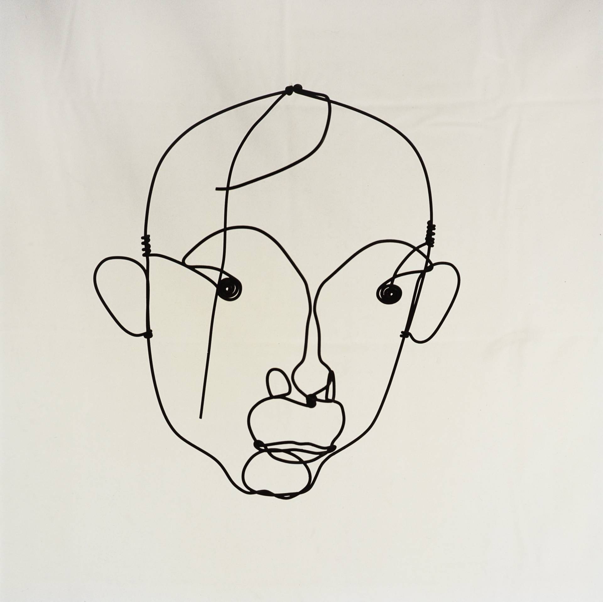 'Retrato de Joan Miró' (1950), de Alexander Calder. Alambre de acero.