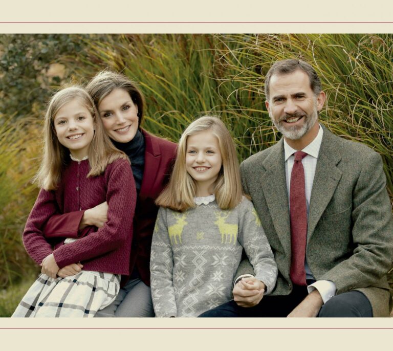 Los reyes felicitan la Navidad