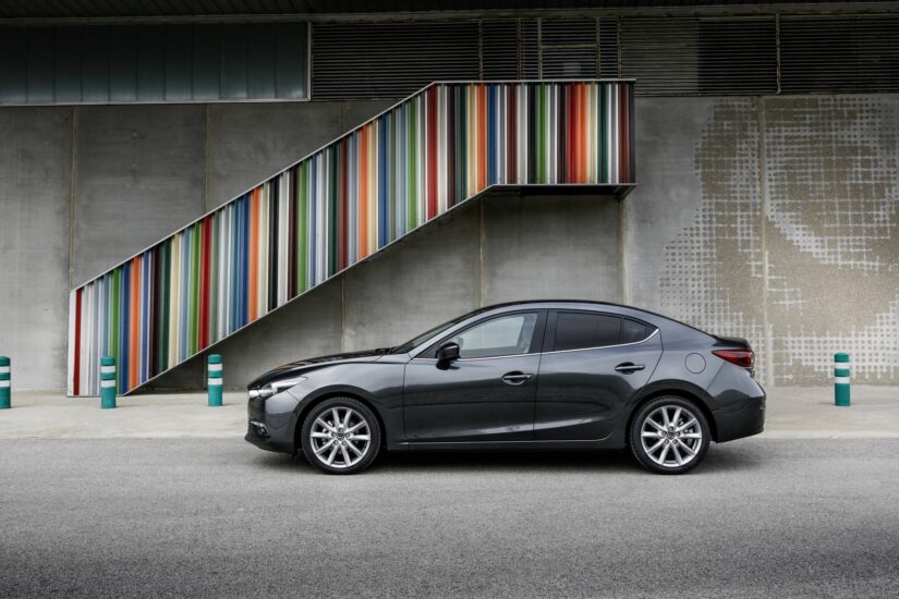 El nuevo Mazda versión cuatro puertas