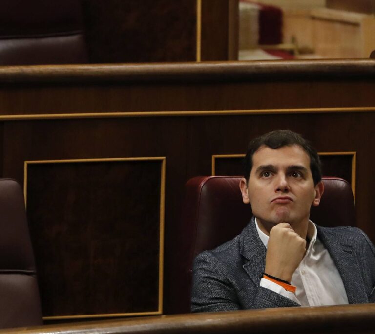 Ciudadanos, en tierra de nadie