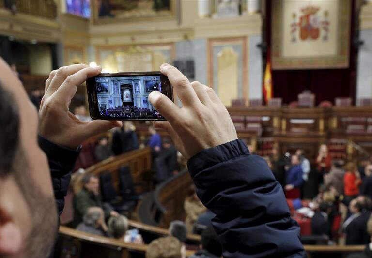 La Generalitat envía a la titular de Relaciones Exteriores al acto de la Constitución