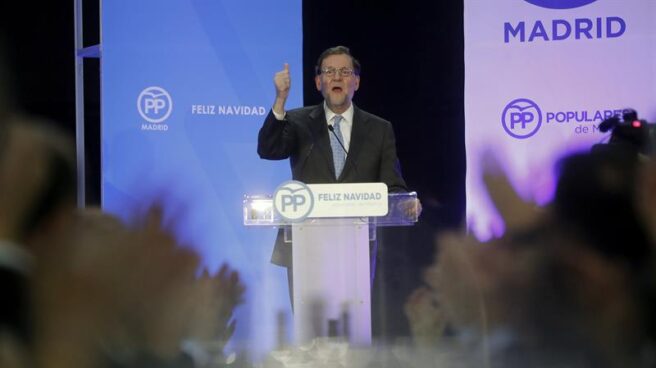 Rajoy saca pecho tras el año “más difícil” del PP y presume de "ofrecer diálogo" en Cataluña