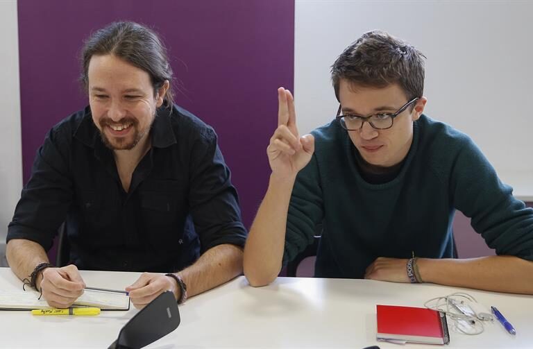 Iglesias, forzado a negociar con Errejón para evitar la fractura en Podemos