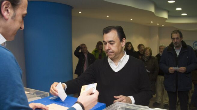Fernando Martinez-Maillo vota el sábado en las elecciones de compromisarios de Zamora. Fernando Martinez-Maillo vota el sábado en las elecciones de compromisarios de Zamora.
