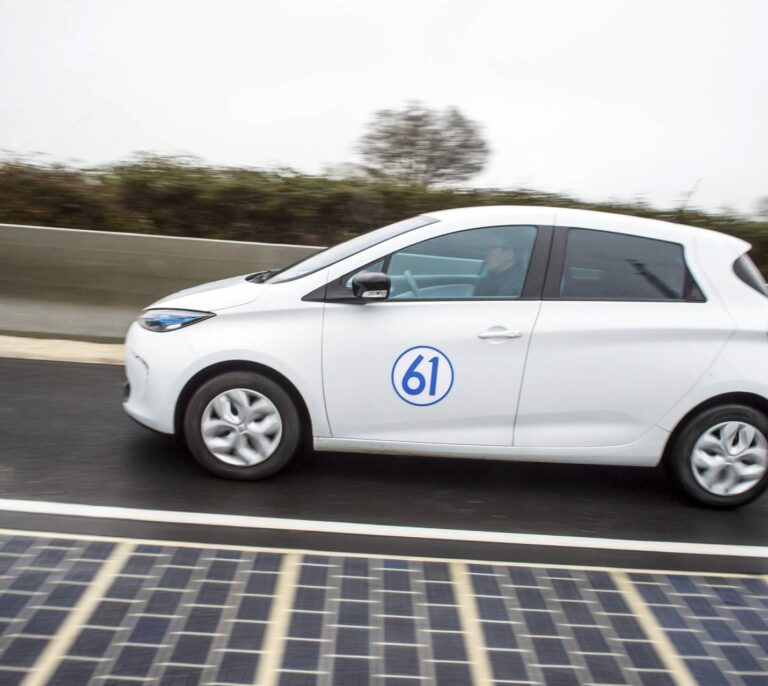 ¿Son los vehículos híbridos y eléctricos la solución?