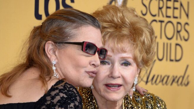 Fallece la actriz Debbie Reynolds, madre de Carrie Fisher