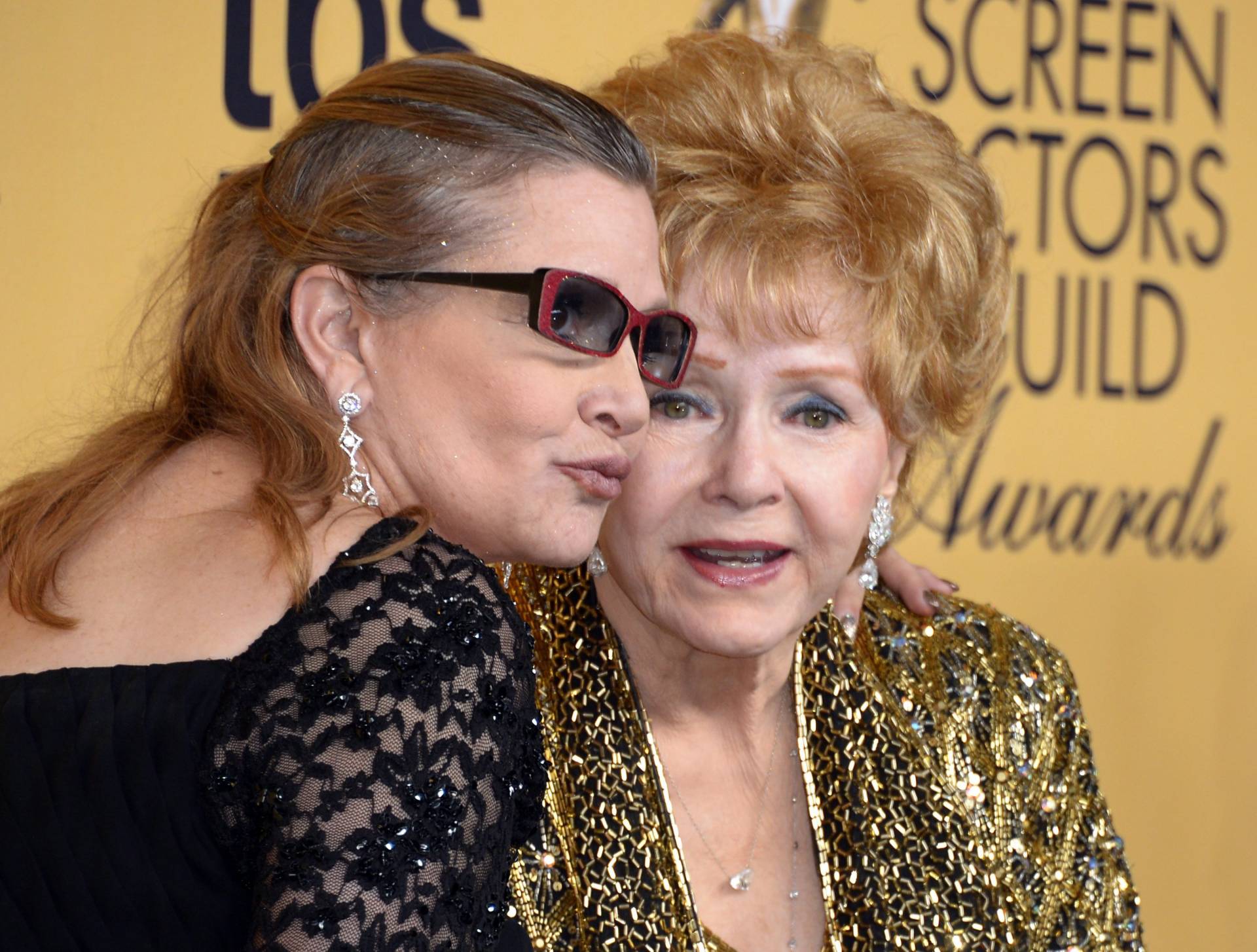 Fallece la actriz Debbie Reynolds, madre de Carrie Fisher