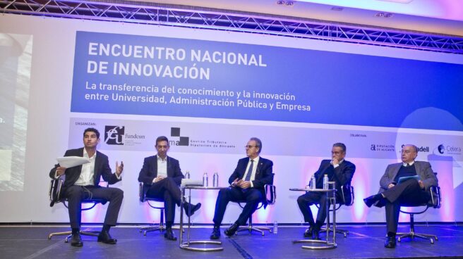 Los ponentes, durante un momento del I Encuentro Nacional de Innovación.