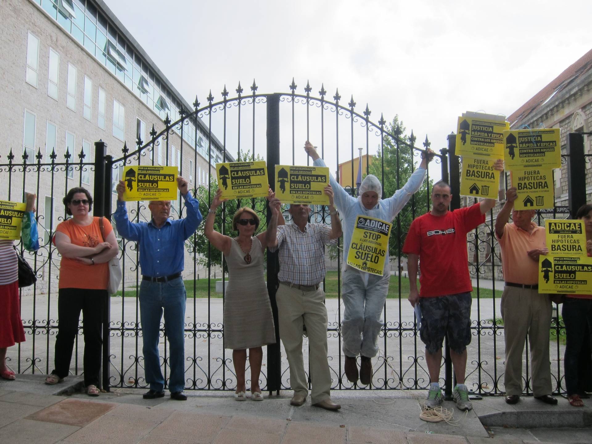 Protesta contra las clausulas suelo