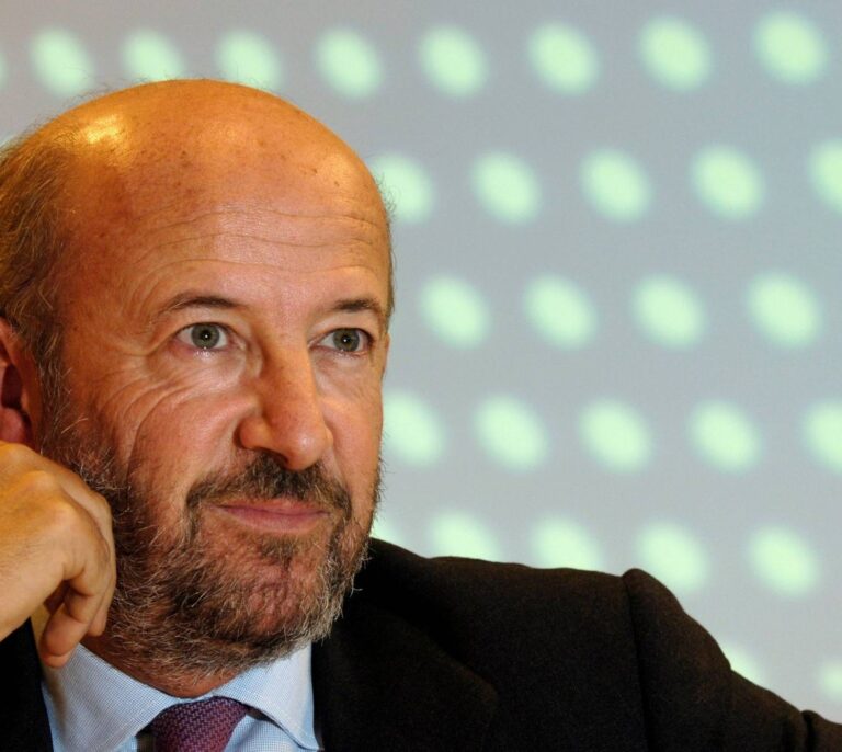 Las posiciones cortas en Popular alcanzan otro récord pese al relevo en la dirección