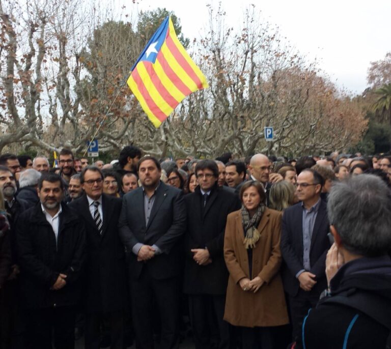 La ANC reparte sus ases electorales entre ERC y la lista de Puigdemont