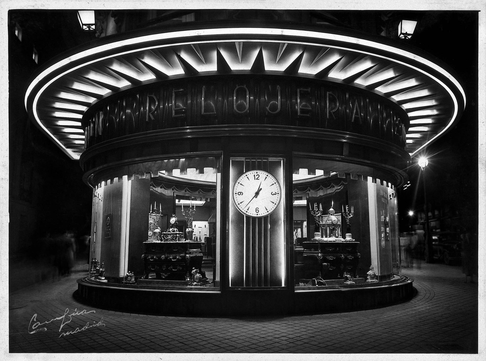 Una foto de la joyería Grassy en Gran Vía 1 de 1953.