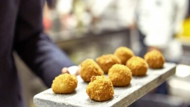 Se dispara la demanda a domicilio de croquetas, tortilla de patata y bocata de calamares