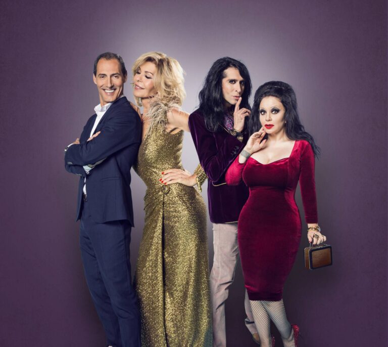 Alaska y Mario debutan en el teatro con 'El amor sigue en el aire'