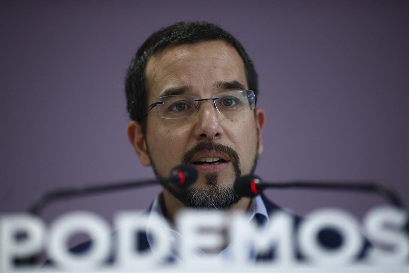 El ex número tres de Podemos, Sergio Pascual, durante una comparecencia pública.
