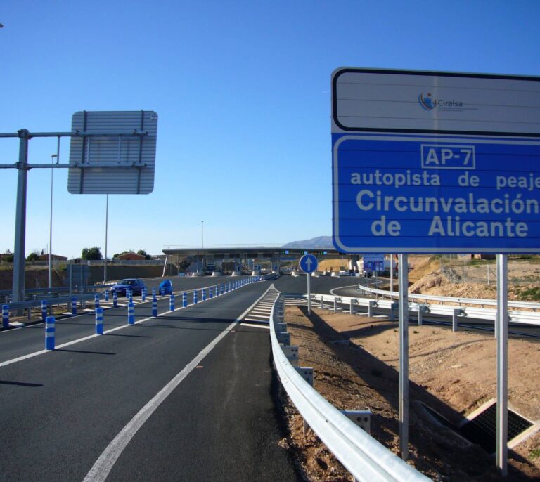 Cartagena-Vera y Circunvalación de Alicante, primeros peajes que gestionará el Estado