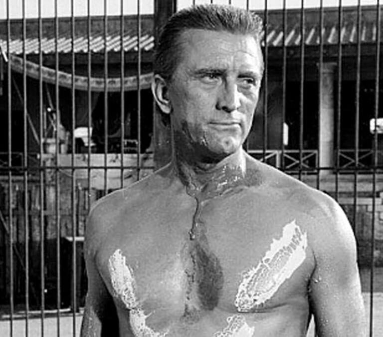 Adiós al centenario Kirk Douglas