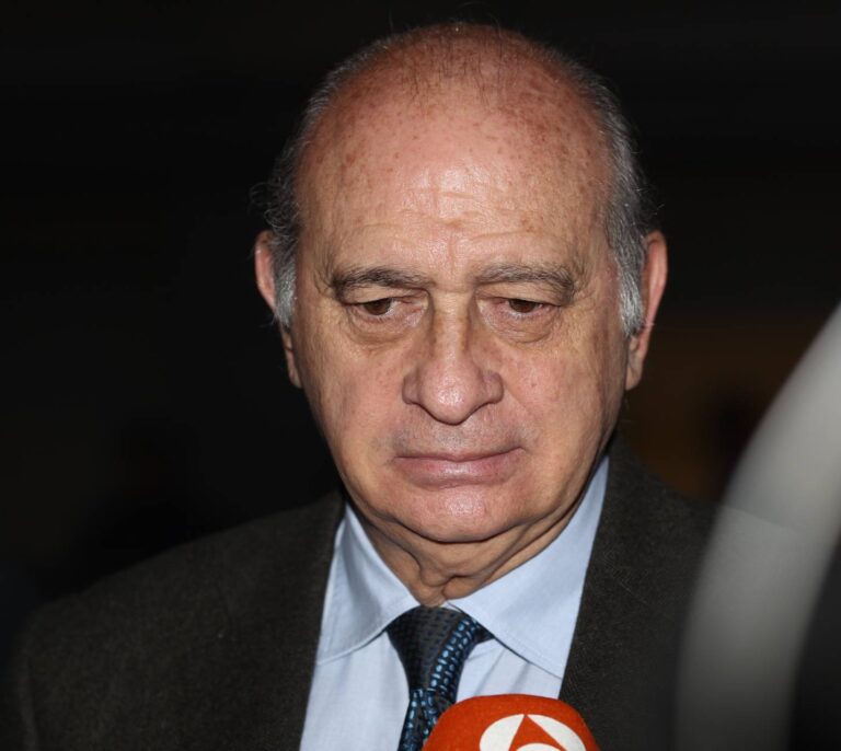 Ingresado por un infarto el ex ministro de Interior Jorge Fernández Díaz