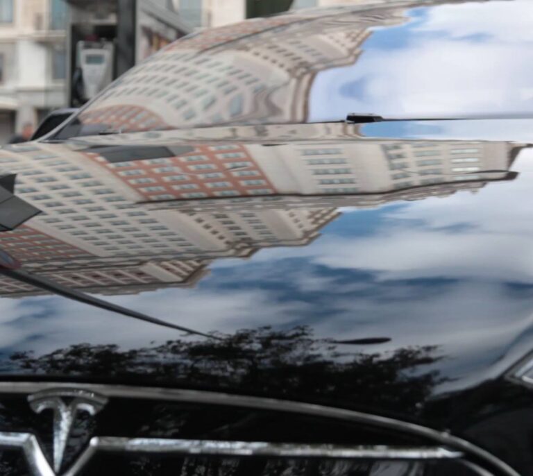 Así es el Tesla S: El coche eléctrico del futuro