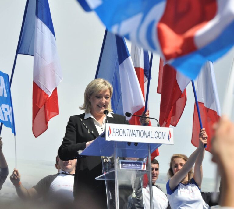 El coste de la deuda de Francia se elevaría 30.000 millones al año si vence Le Pen