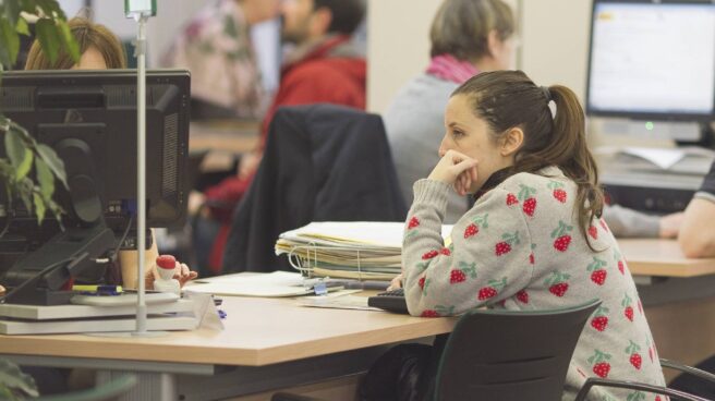parado-de-larga-duracion Parada en una oficina de Empleo.